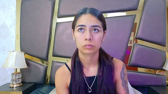 NicoleEsposito online show from 11/12/25, 12:49