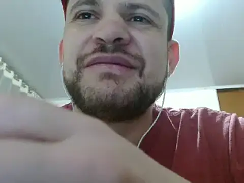 Snapshot of camiloking1720 chatting on 12/05/24, 12:41 camiloking1720 online show from 12/05/24, 12:41