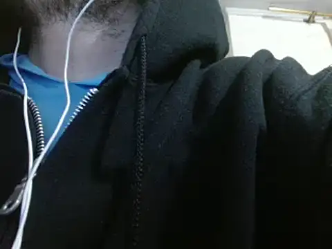 Snapshot of camiloking1720 chatting on 12/11/24, 06:47 camiloking1720 online show from 12/11/24, 06:47