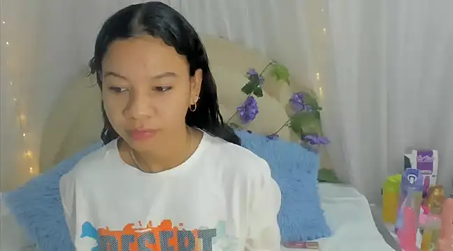 Snapshot of brithany_rousee chatting on 01/11/25, 04:03 brithany rousee online show from 01/11/25, 04:03