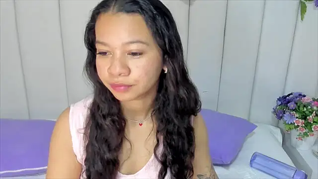 Snapshot of brithany_rousee chatting on 02/13/25, 07:10 brithany rousee online show from 02/13/25, 07:10