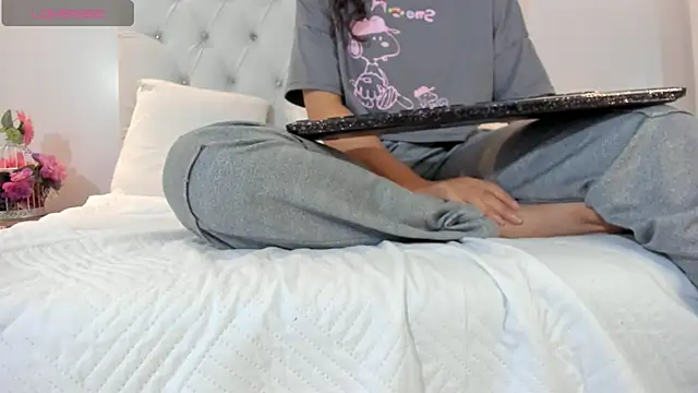 Snapshot of brithany_rousee chatting on 09/10/25, 12:05 brithany rousee online show from 09/10/25, 12:05