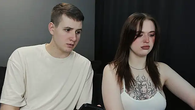 Snapshot of Pinku_kitsune chatting on 02/17/25, 10:47 Pinku kitsune online show from 02/17/25, 10:47