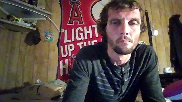 Snapshot of luke_thighwalker2469 chatting on 01/05/25, 08:42 luke thighwalker2469 online show from 01/05/25, 08:42