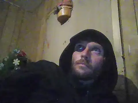 Snapshot of luke_thighwalker2469 chatting on 02/13/25, 02:42 luke thighwalker2469 online show from 02/13/25, 02:42