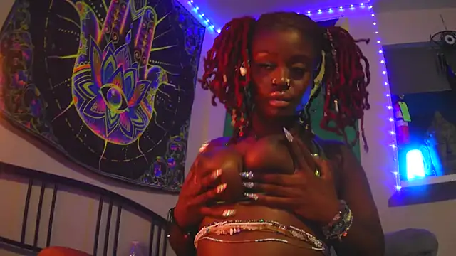 Tatithegoddess online show from 12/12/24, 11:29