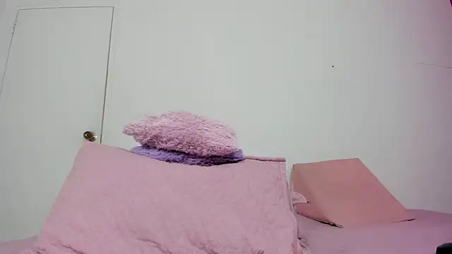 Snapshot of antonella_bonne chatting on 01/14/25, 07:11 antonella bonne online show from 01/14/25, 07:11