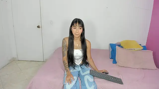 Snapshot of antonella_bonne chatting on 01/22/25, 07:13 antonella bonne online show from 01/22/25, 07:13
