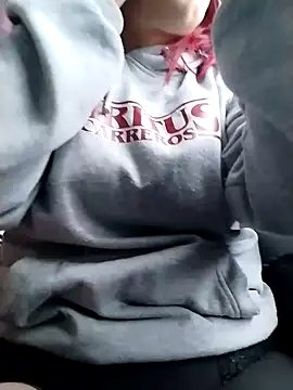 IamAlana  online show from 01/06/25, 02:47