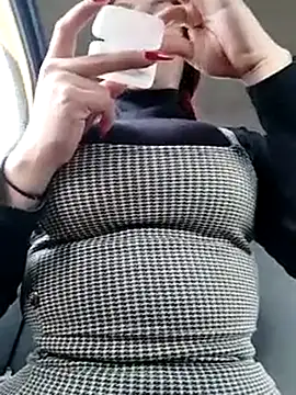 IamAlana  online show from 02/25/25, 02:44