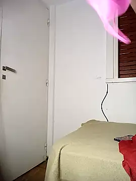 Snapshot of Sole_Love chatting on 03/20/25, 04:29 Sole Love online show from 03/20/25, 04:29