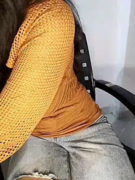 Ms Neera online show from 02/28/25, 08:18