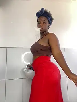 Snapshot of DarkBerry87 chatting on 03/07/25, 10:35 DarkBerry87 online show from 03/07/25, 10:35