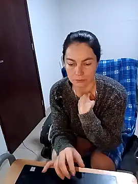 renata hot1 online show from 02/12/25, 05:16