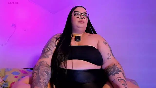 Apriilpeach  online show from 11/10/25, 11:26