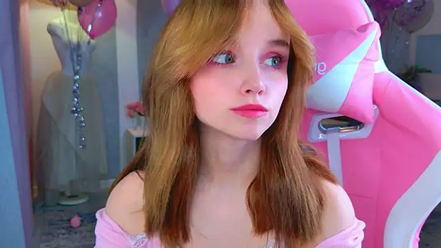 b4by LoL1 online show from 11/23/25, 03:34