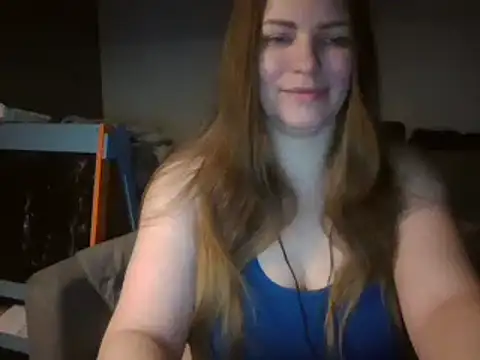 Snapshot of AnnaDiamond1 chatting on 01/04/25, 11:38 AnnaDiamond1 online show from 01/04/25, 11:38