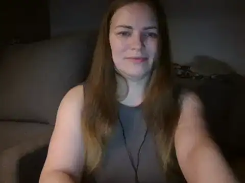Snapshot of AnnaDiamond1 chatting on 01/06/25, 09:22 AnnaDiamond1 online show from 01/06/25, 09:22