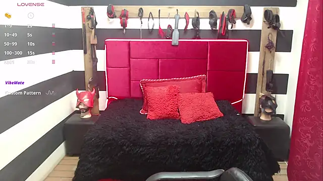 Marian Ran online show from 10/10/25, 02:54