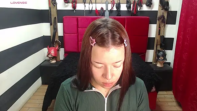 Marian Ran online show from 10/20/25, 03:07