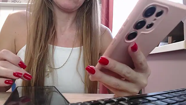 69SexySecret69 online show from 02/26/25, 08:59