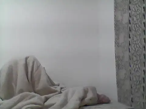 Snapshot of _bahya chatting on 09/11/25, 06:35 bahya online show from 09/11/25, 06:35