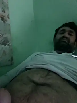 Snapshot of costel5 chatting on 11/25/25, 08:53 costel5 online show from 11/25/25, 08:53