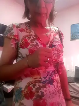 Snapshot of silan200 chatting on 11/26/25, 09:38 silan200 online show from 11/26/25, 09:38