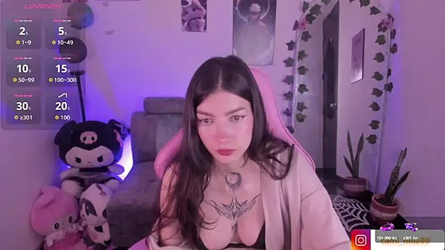 cami mila9 online show from 10/24/25, 10:28