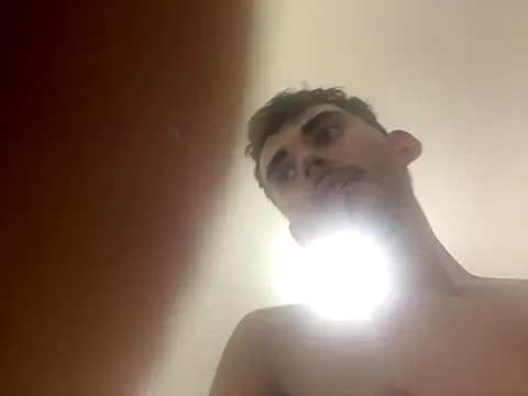 Snapshot of kevinsito1 chatting on 09/20/25, 05:52 kevinsito1 online show from 09/20/25, 05:52