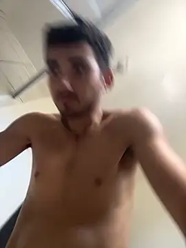 Snapshot of kevinsito1 chatting on 09/24/25, 07:50 kevinsito1 online show from 09/24/25, 07:50