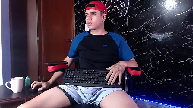 Snapshot of maty_hardx chatting on 01/18/25, 12:04 maty hardx online show from 01/18/25, 12:04