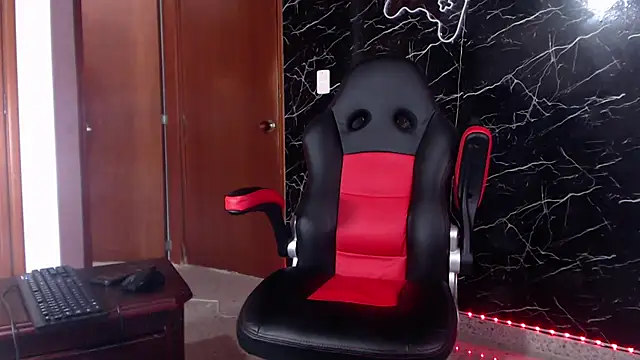 Snapshot of maty_hardx chatting on 01/27/25, 04:43 maty hardx online show from 01/27/25, 04:43