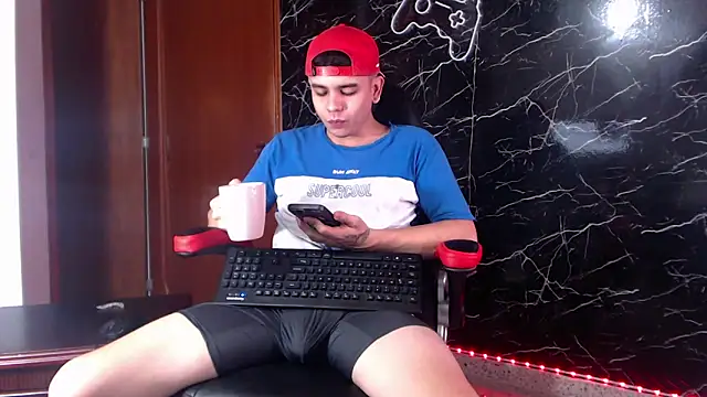 Snapshot of maty_hardx chatting on 01/29/25, 11:51 maty hardx online show from 01/29/25, 11:51