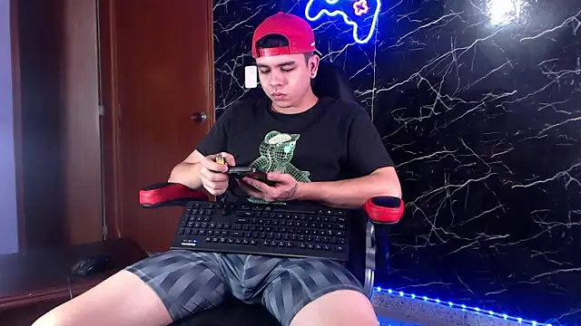 Snapshot of maty_hardx chatting on 02/13/25, 09:41 maty hardx online show from 02/13/25, 09:41