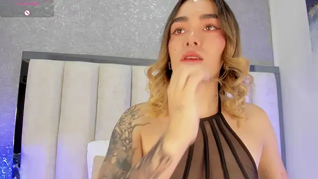 Lucy Vega online show from 09/11/25, 04:45