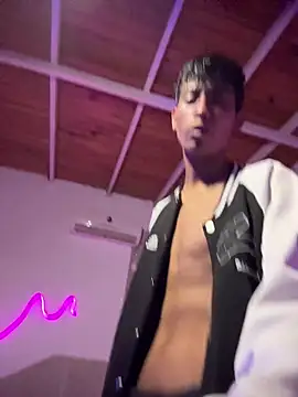 Mauuu18 online show from 11/20/25, 01:50