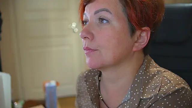 Snapshot of Katherine_Fox chatting on 03/11/25, 07:48 Katherine Fox online show from 03/11/25, 07:48