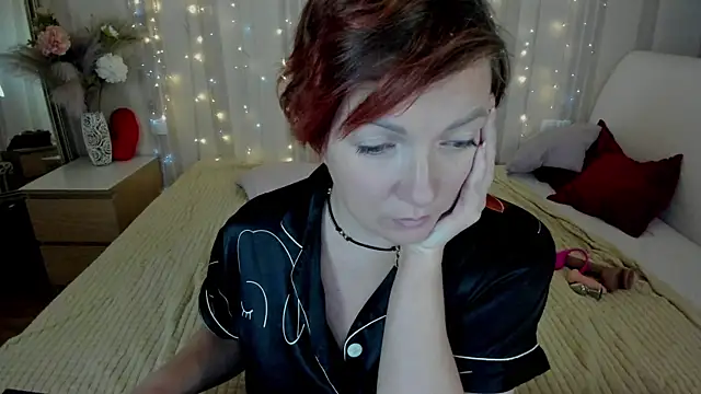 Snapshot of Katherine_Fox chatting on 03/15/25, 11:19 Katherine Fox online show from 03/15/25, 11:19