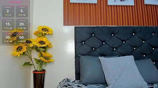 Snapshot of Zoe_pss chatting on 10/21/25, 08:09 Zoe pss online show from 10/21/25, 08:09