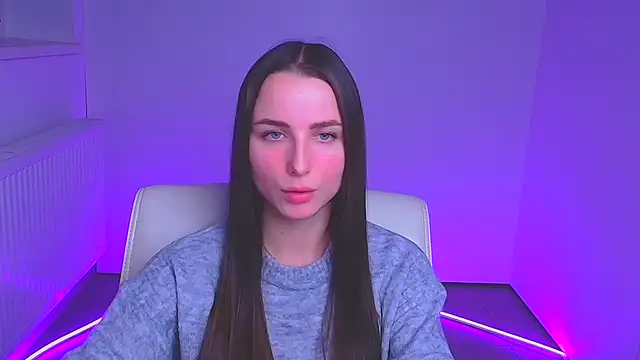 Snapshot of Eva_Janee chatting on 12/17/24, 12:33 Eva Janee online show from 12/17/24, 12:33