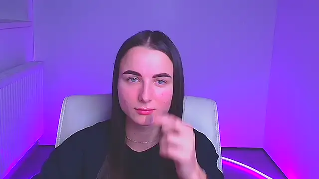 Snapshot of Eva_Janee chatting on 12/19/24, 03:30 Eva Janee online show from 12/19/24, 03:30