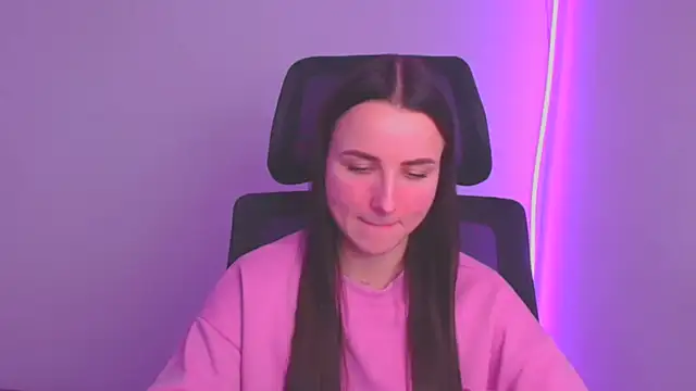 Snapshot of Eva_Janee chatting on 01/27/25, 04:33 Eva Janee online show from 01/27/25, 04:33