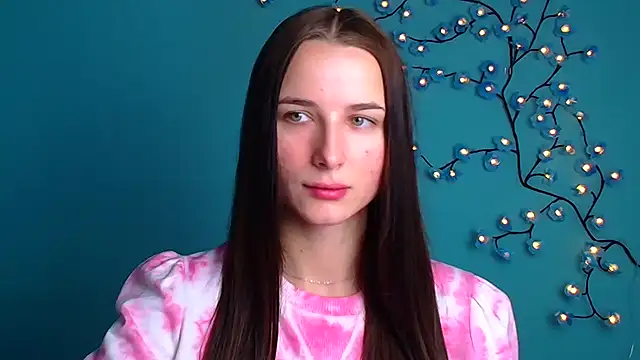 Snapshot of Eva_Janee chatting on 10/24/25, 05:26 Eva Janee online show from 10/24/25, 05:26