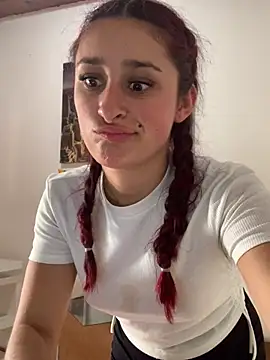 hannaa brown online show from 01/31/25, 08:33