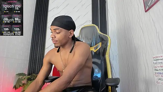 Snapshot of Jack_Muscles69_ chatting on 02/02/25, 03:39 Jack Muscles69 online show from 02/02/25, 03:39