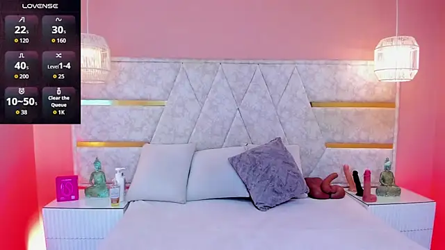 Snapshot of melany_saenz chatting on 09/24/25, 03:54 melany saenz online show from 09/24/25, 03:54