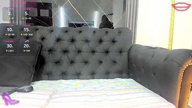 EvaaLovia1 online show from 09/18/25, 01:35