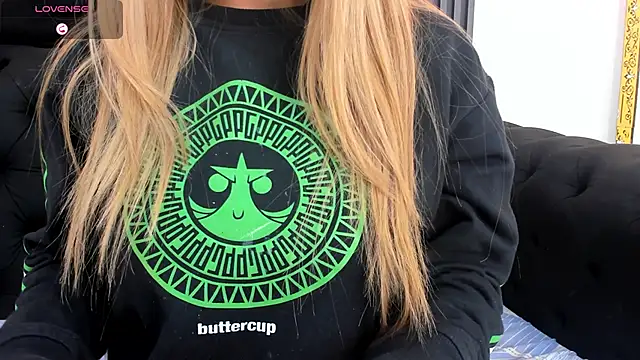 EvaaLovia1 online show from 10/07/25, 02:03