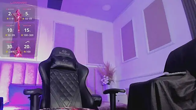 Snapshot of samy_foox chatting on 10/22/25, 02:01 samy foox online show from 10/22/25, 02:01